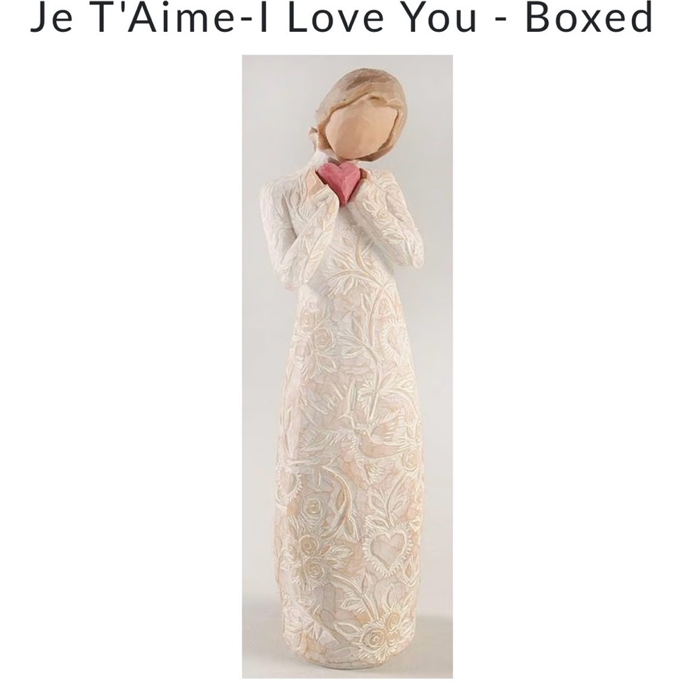 NIB Willow Tree Je T'aime figurine.